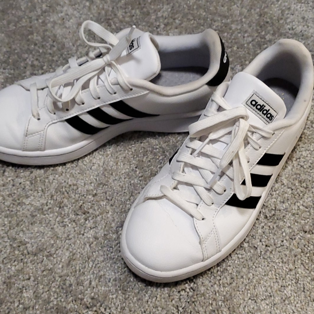 Adidas Cloudfoam Grand Court Sneaker